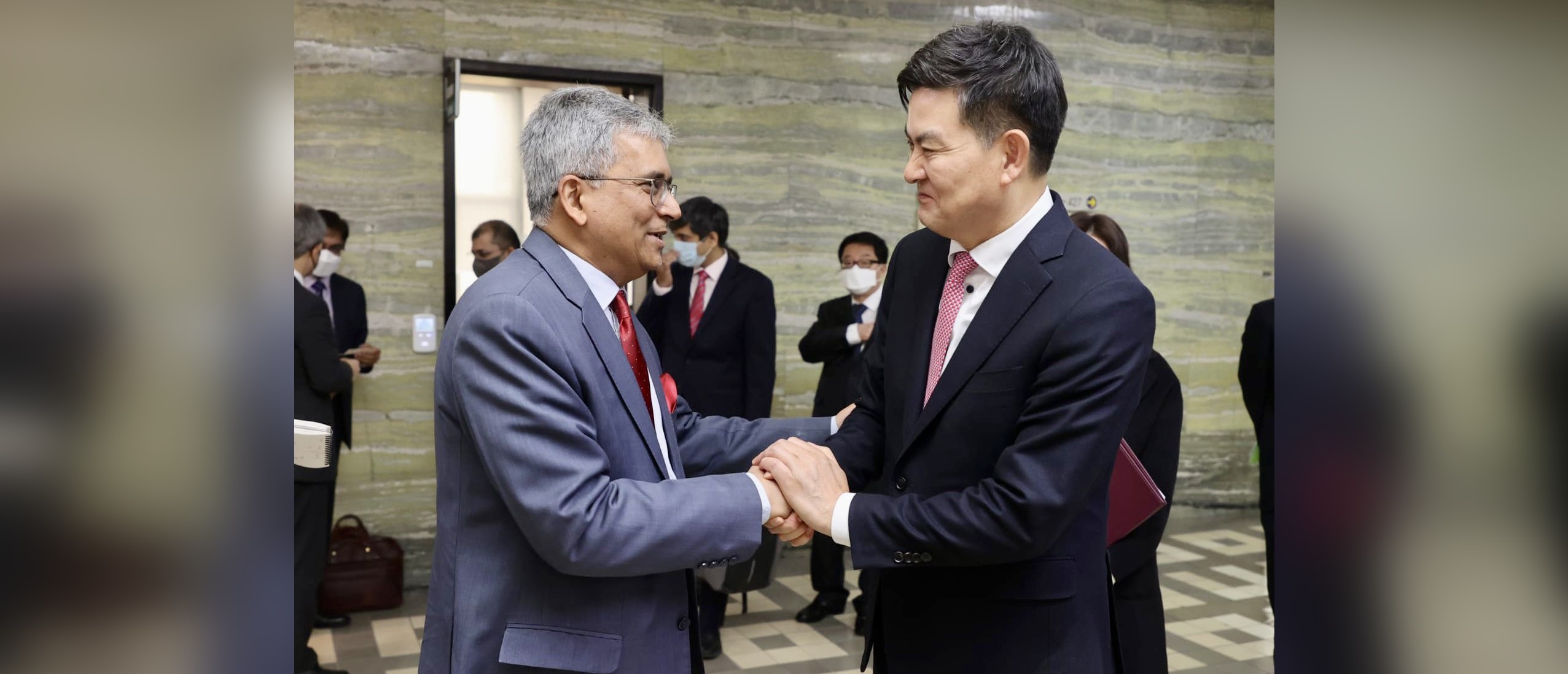 Secretary East H.E. Mr. Saurabh Kumar met H.E. Mr. Rep Kim Tae-ho, Chairperson, Foreign Affairs & Unification Committee, National Assembly of RoK