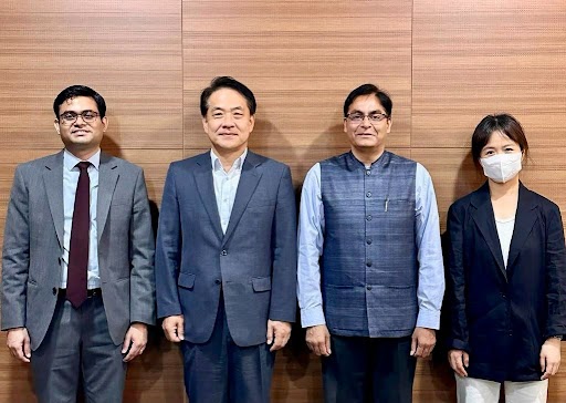 Amb Amit Kumar met Mr. Lee Sung-chul,  CEO of Hankook Ilbo