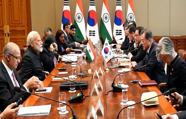 Prime Minister leads delegation level talks with South Korea in Seoul